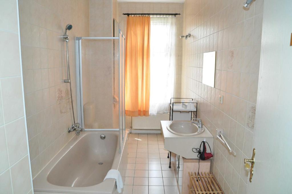 Pension Leipzig Georgplatz Δωμάτιο φωτογραφία